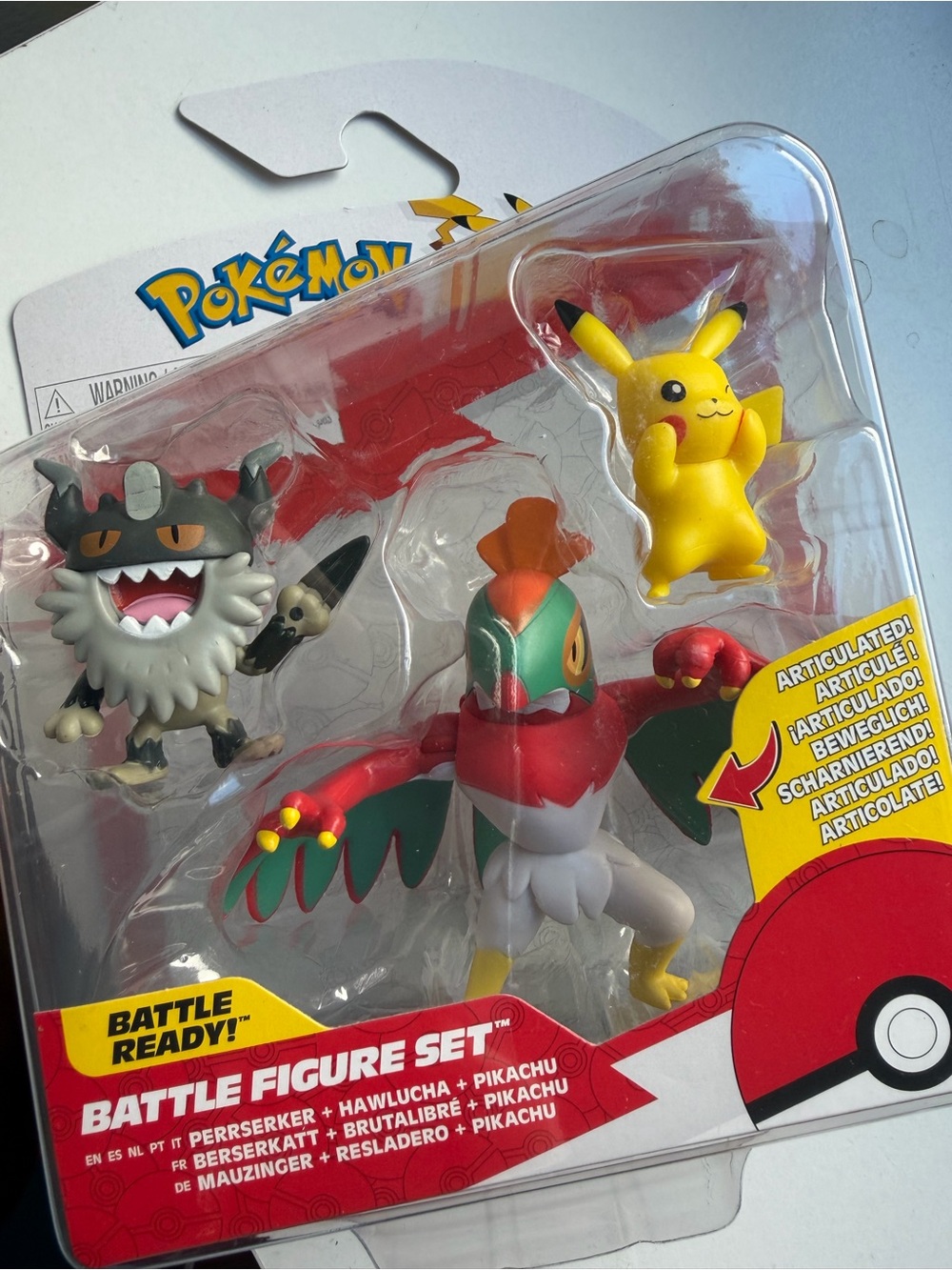 Pokémon Battle Figure Set Pikachu, Hawlucha, Perrserker - Picture 3 of 3